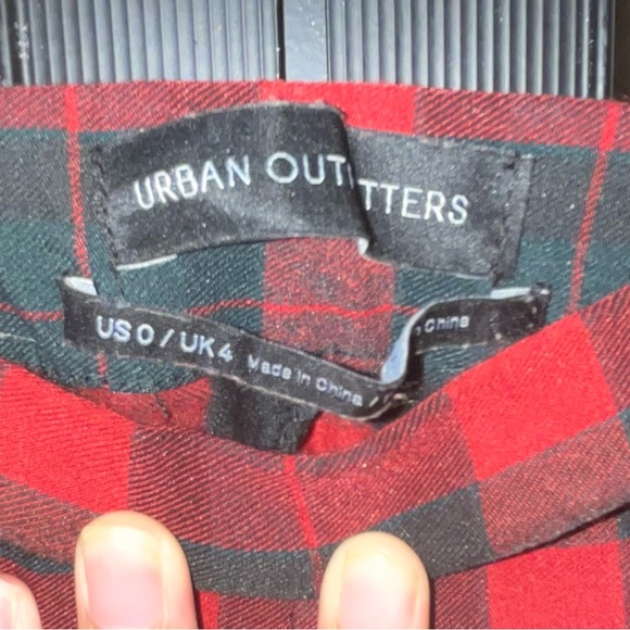 Stretchy plaid pants from Urban Outfitters - Picture 3 of 4